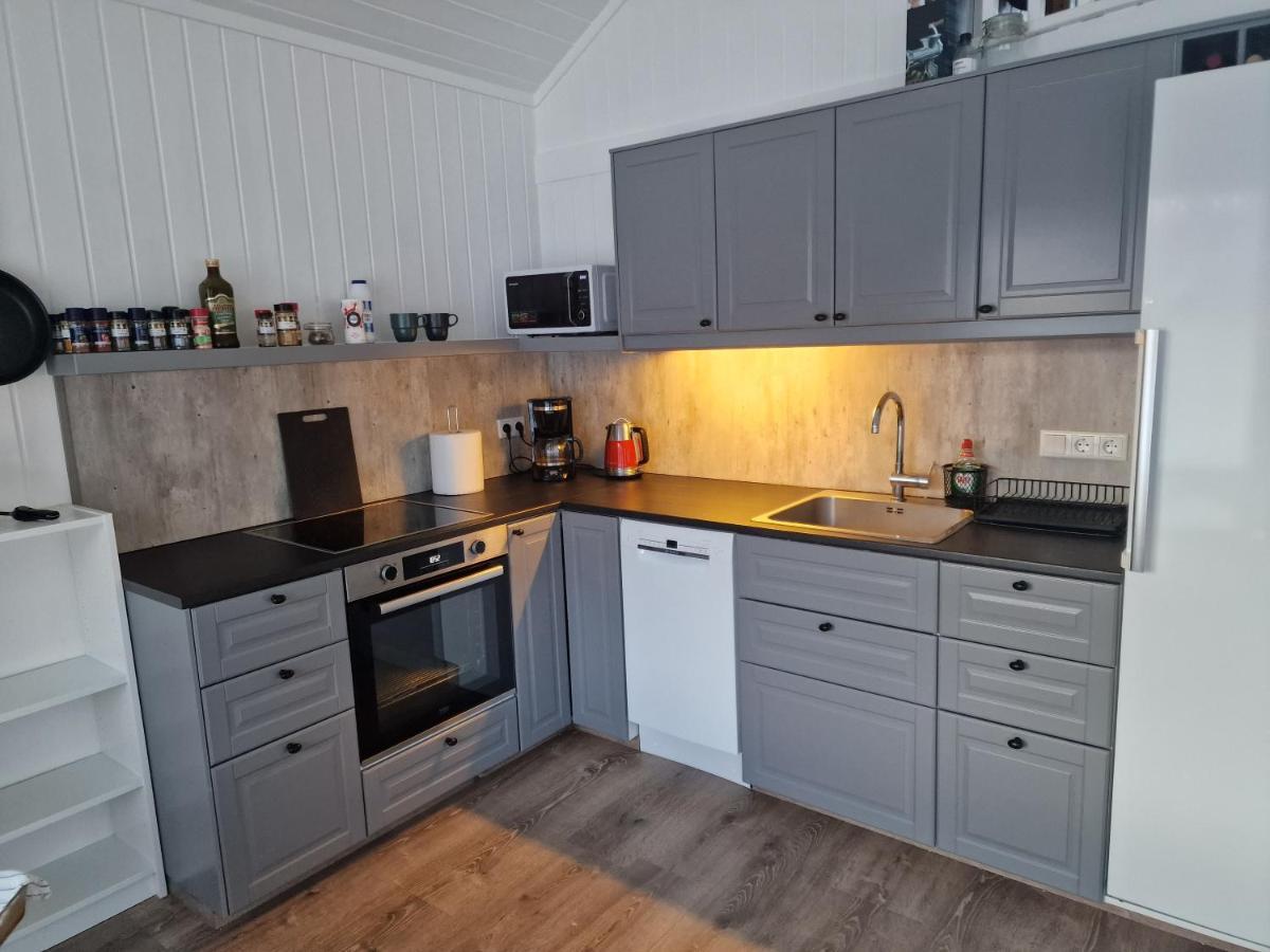Cottage - Two Bedrooms Blonduos Ngoại thất bức ảnh